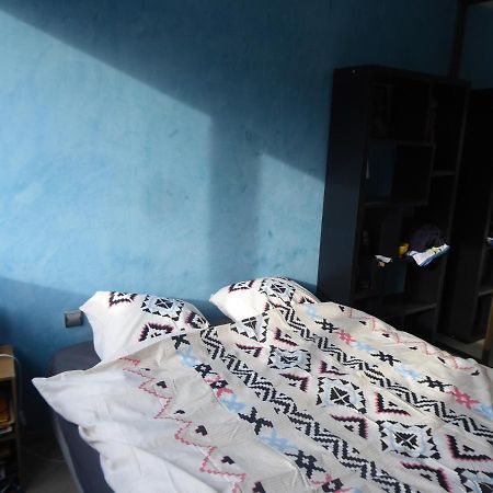 Chambre Dans Un Appartement Annecy Gare-Centre ภายนอก รูปภาพ